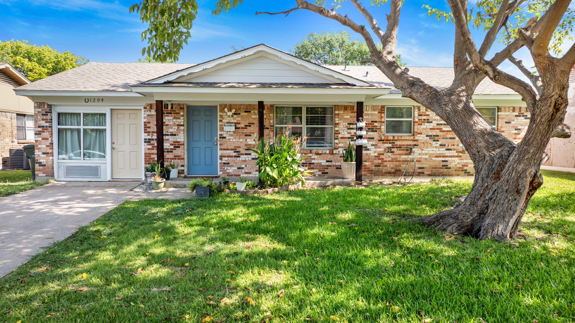 1209 Bay Shore Drive Garland TX 75040