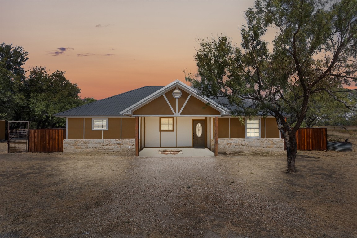 2040 W Mccaleb Lane Hamilton TX 76531