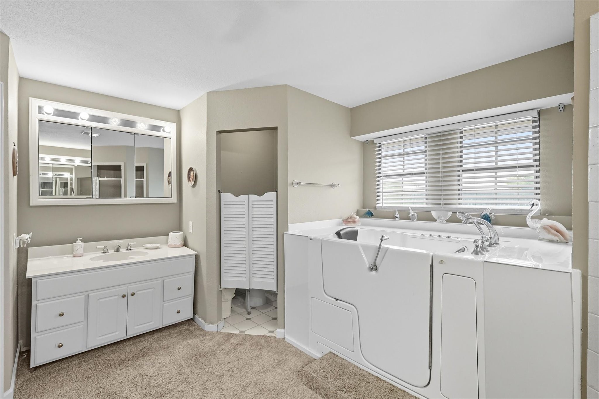 10594 Sam Reynolds Road Justin TX 76247