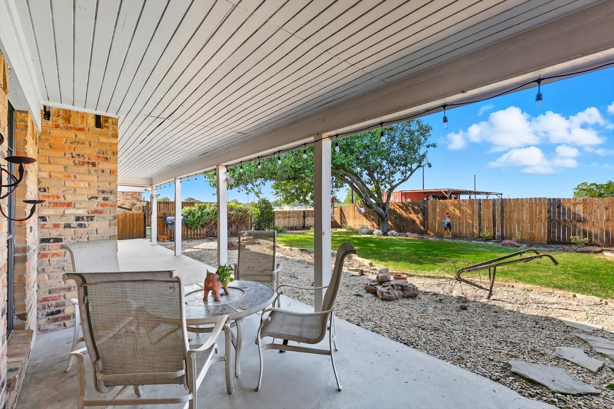 10594 Sam Reynolds Road Justin TX 76247