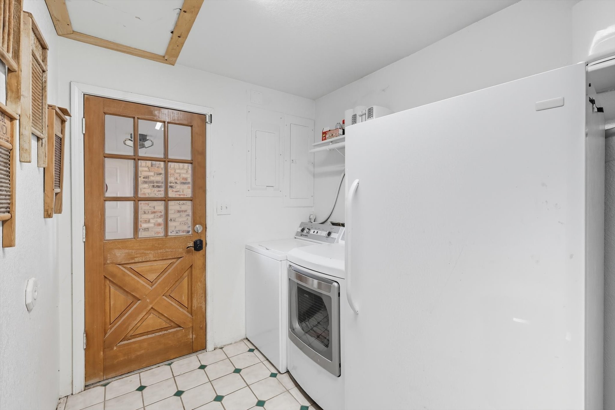 10594 Sam Reynolds Road Justin TX 76247