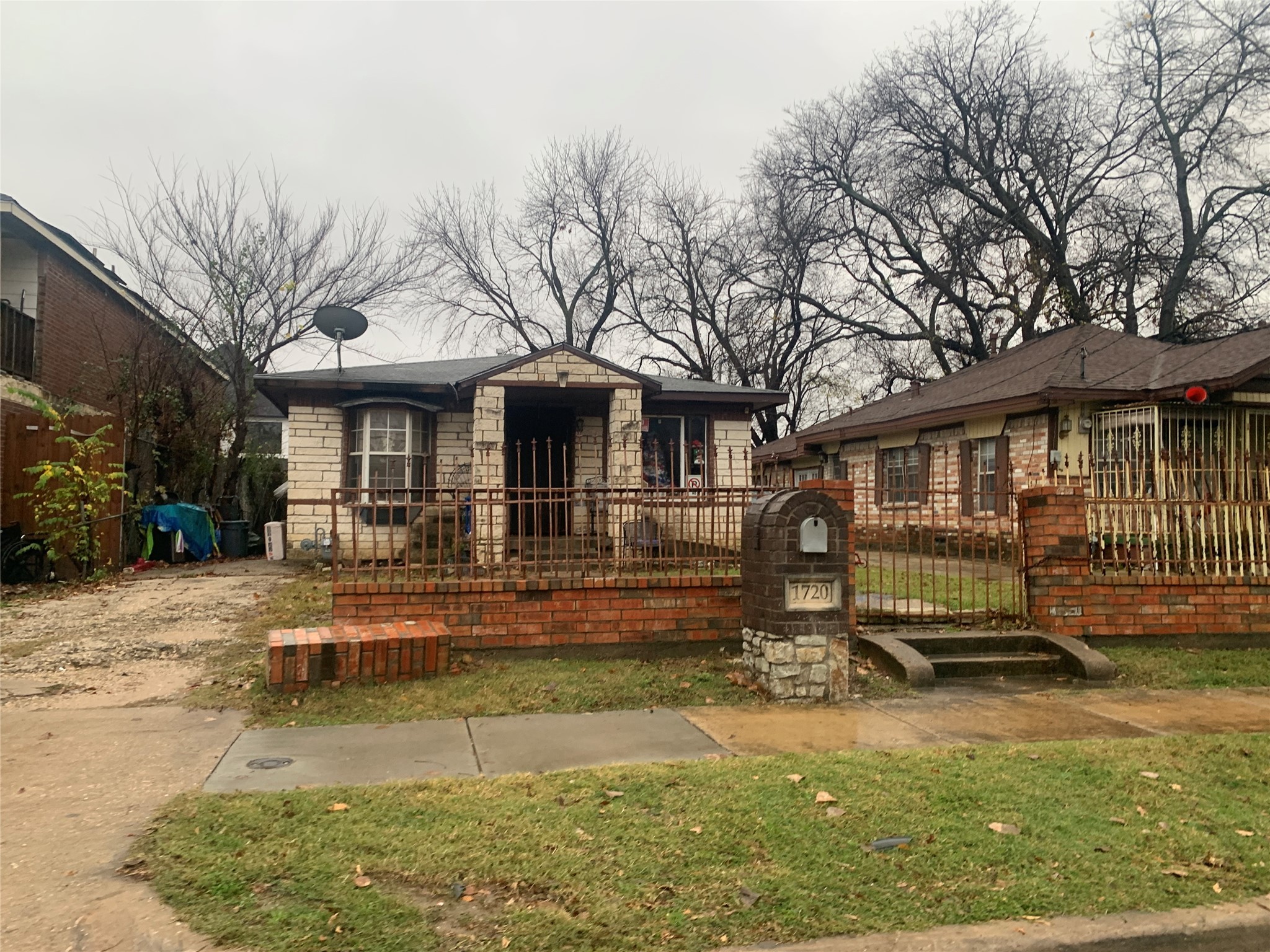 1720 Morris Street Dallas TX 75212