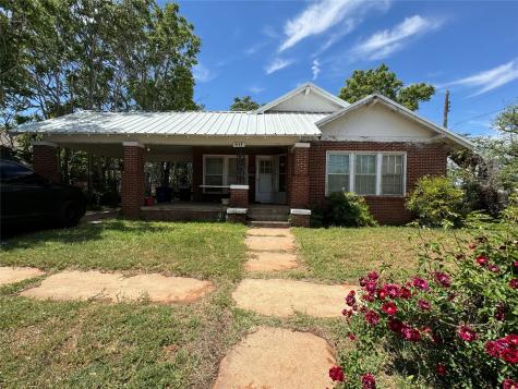 611 Oak Street Sweetwater TX 79556