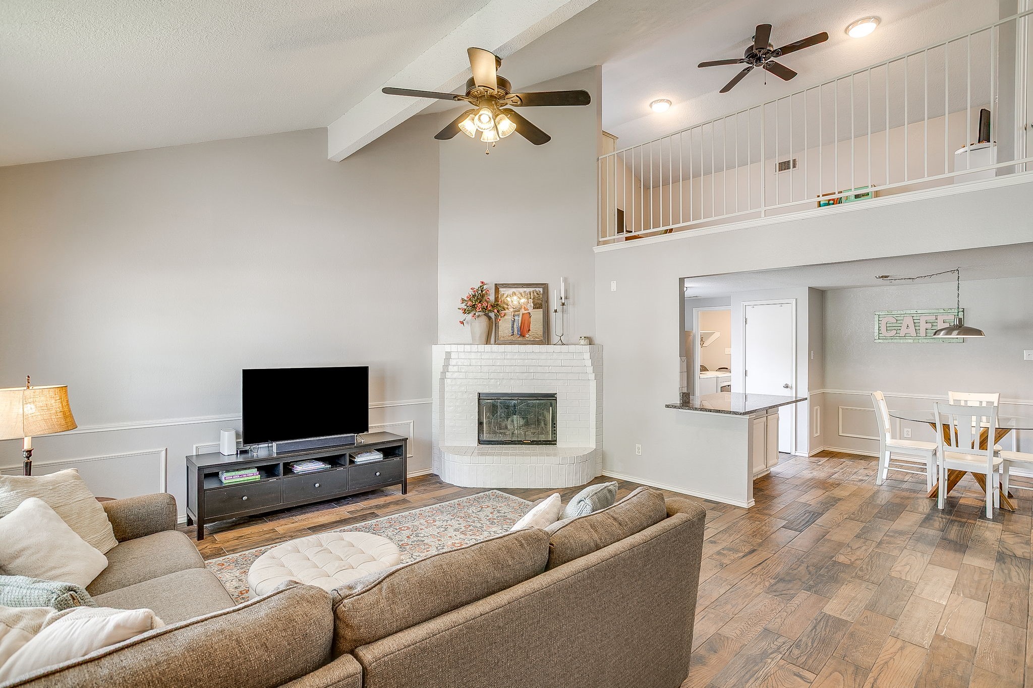 7104 Summerset Drive Benbrook TX 76126