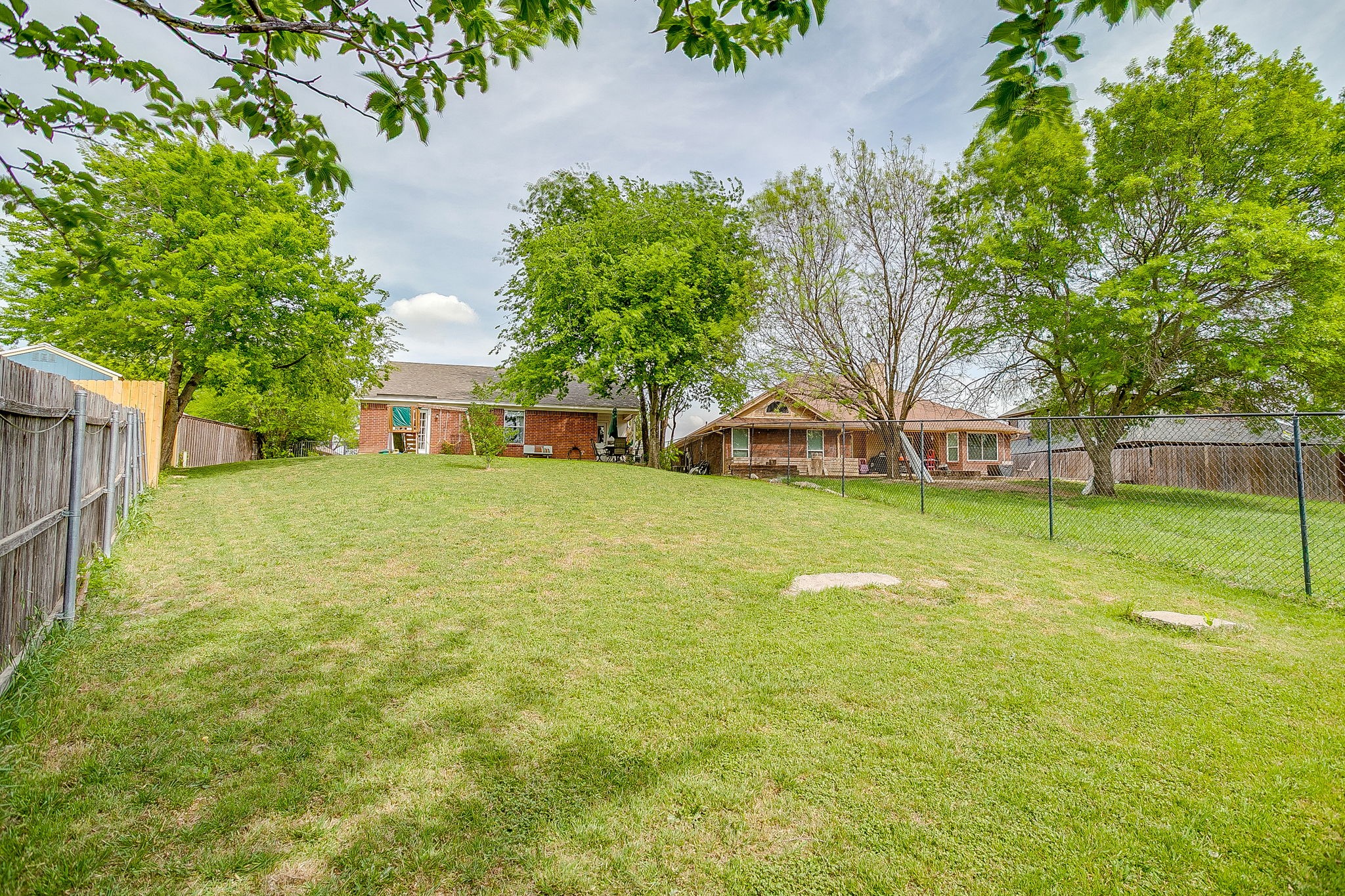 7104 Summerset Drive Benbrook TX 76126