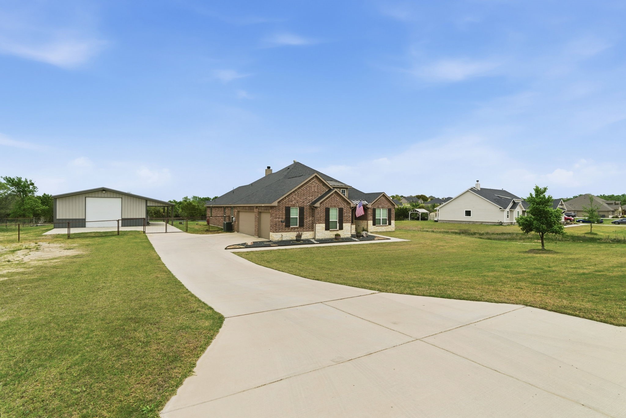 1052 Winecup Lane Weatherford TX 76085