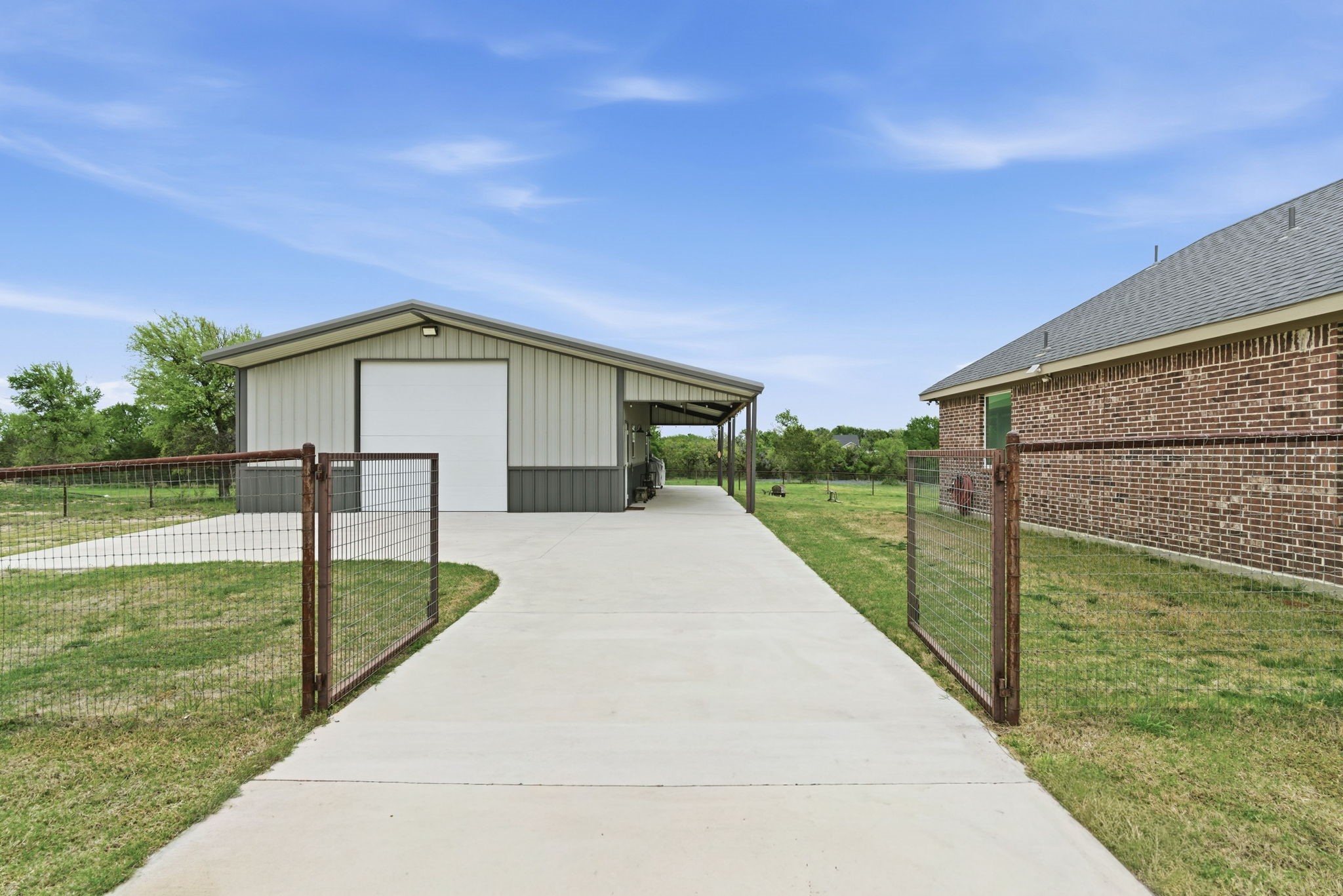 1052 Winecup Lane Weatherford TX 76085