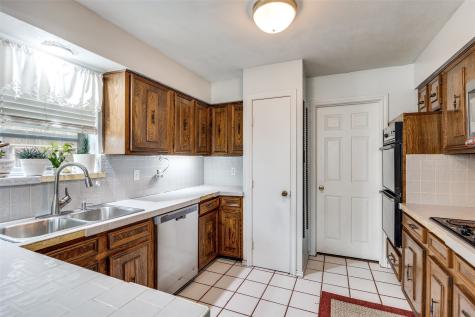 5433 Barcelona Drive Garland TX 75043