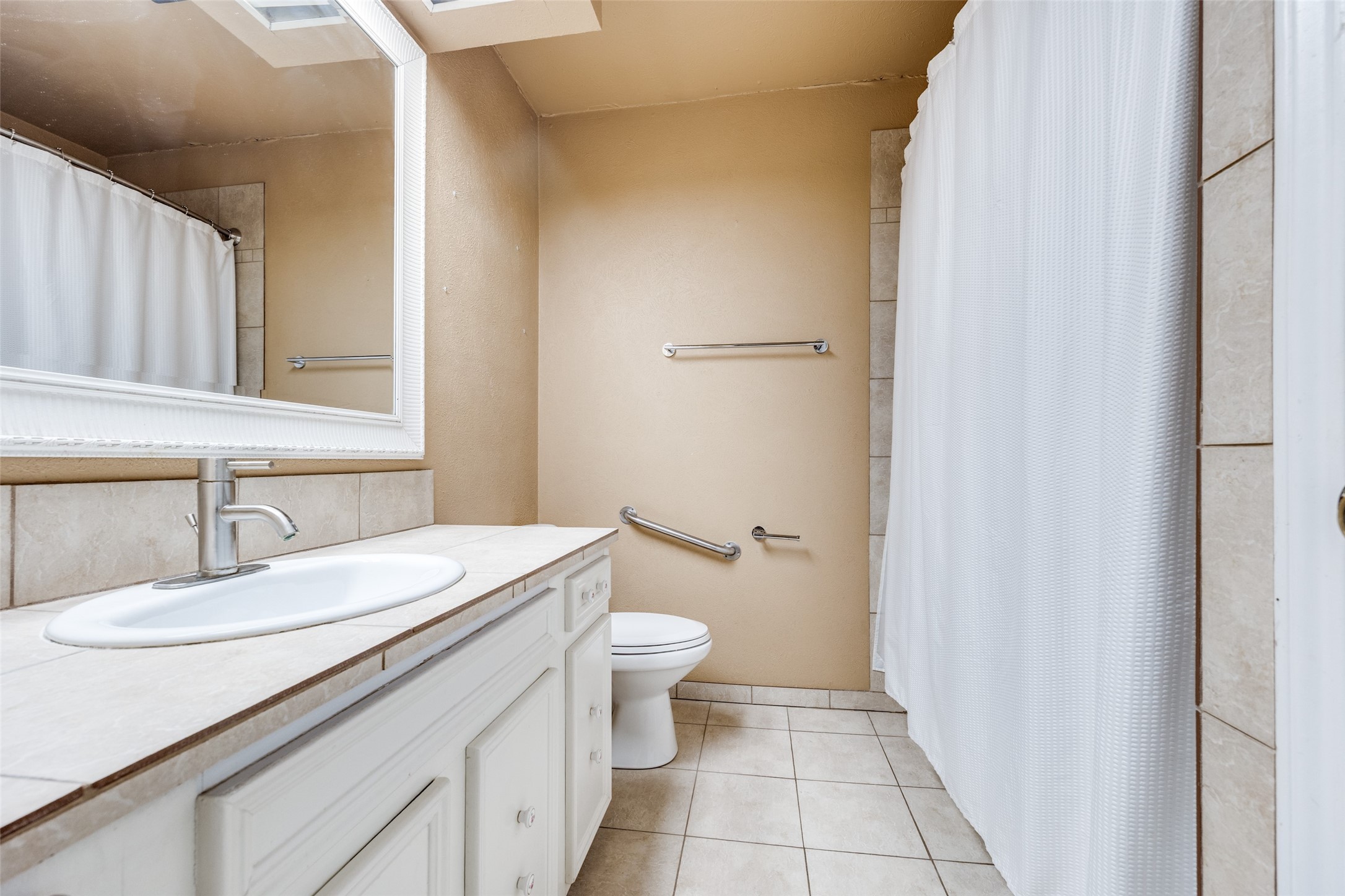 5433 Barcelona Drive Garland TX 75043