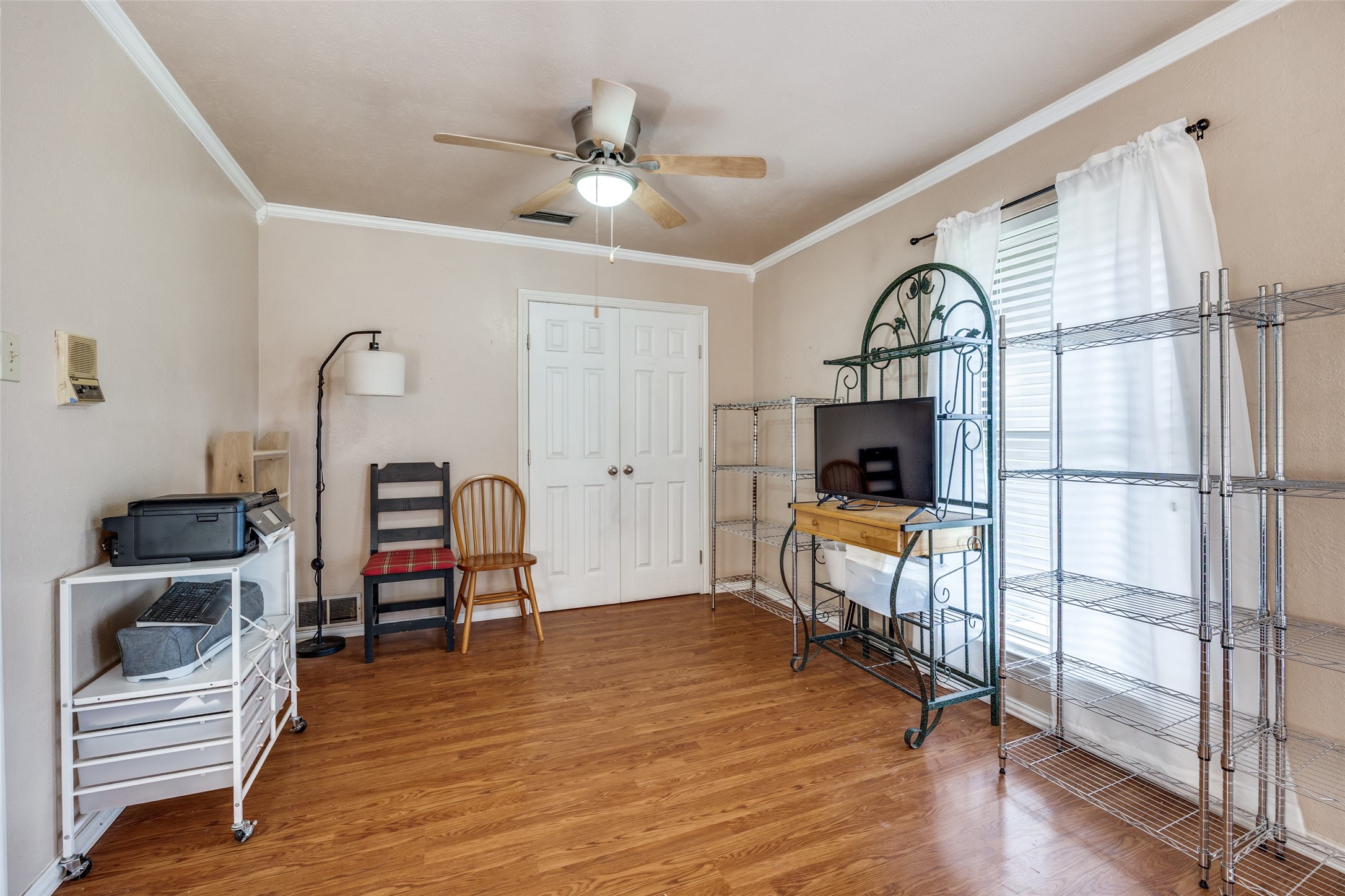 5433 Barcelona Drive Garland TX 75043