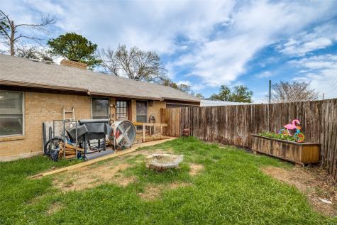 5433 Barcelona Drive Garland TX 75043