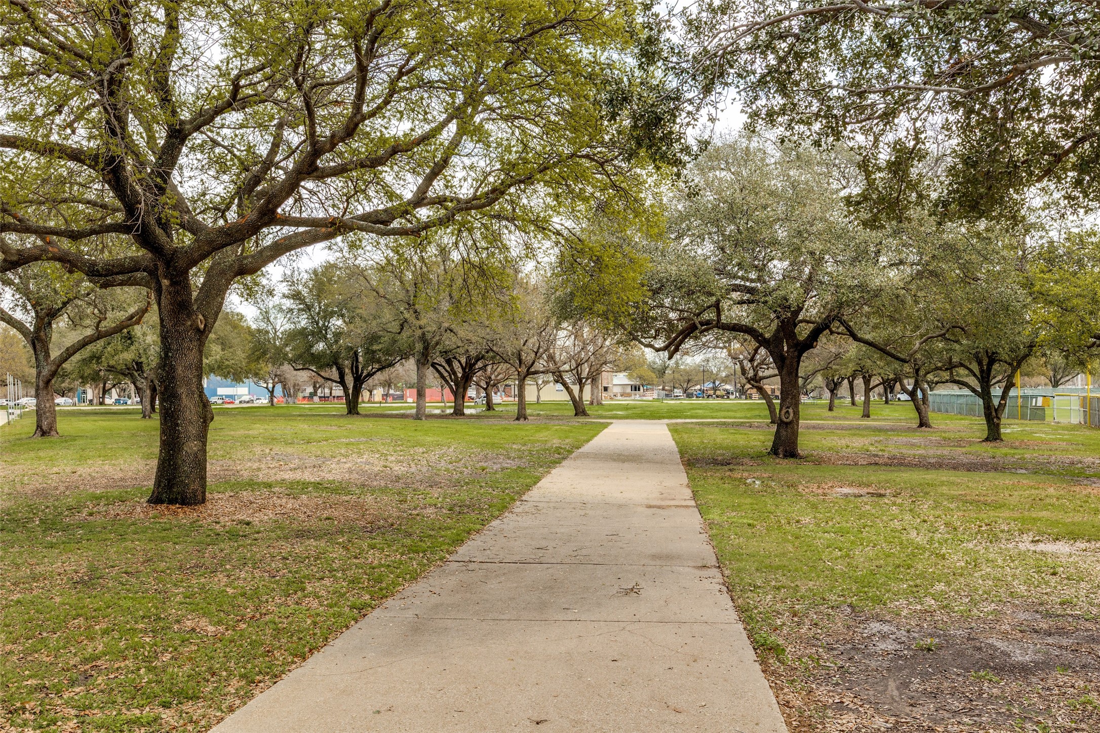 5433 Barcelona Drive Garland TX 75043