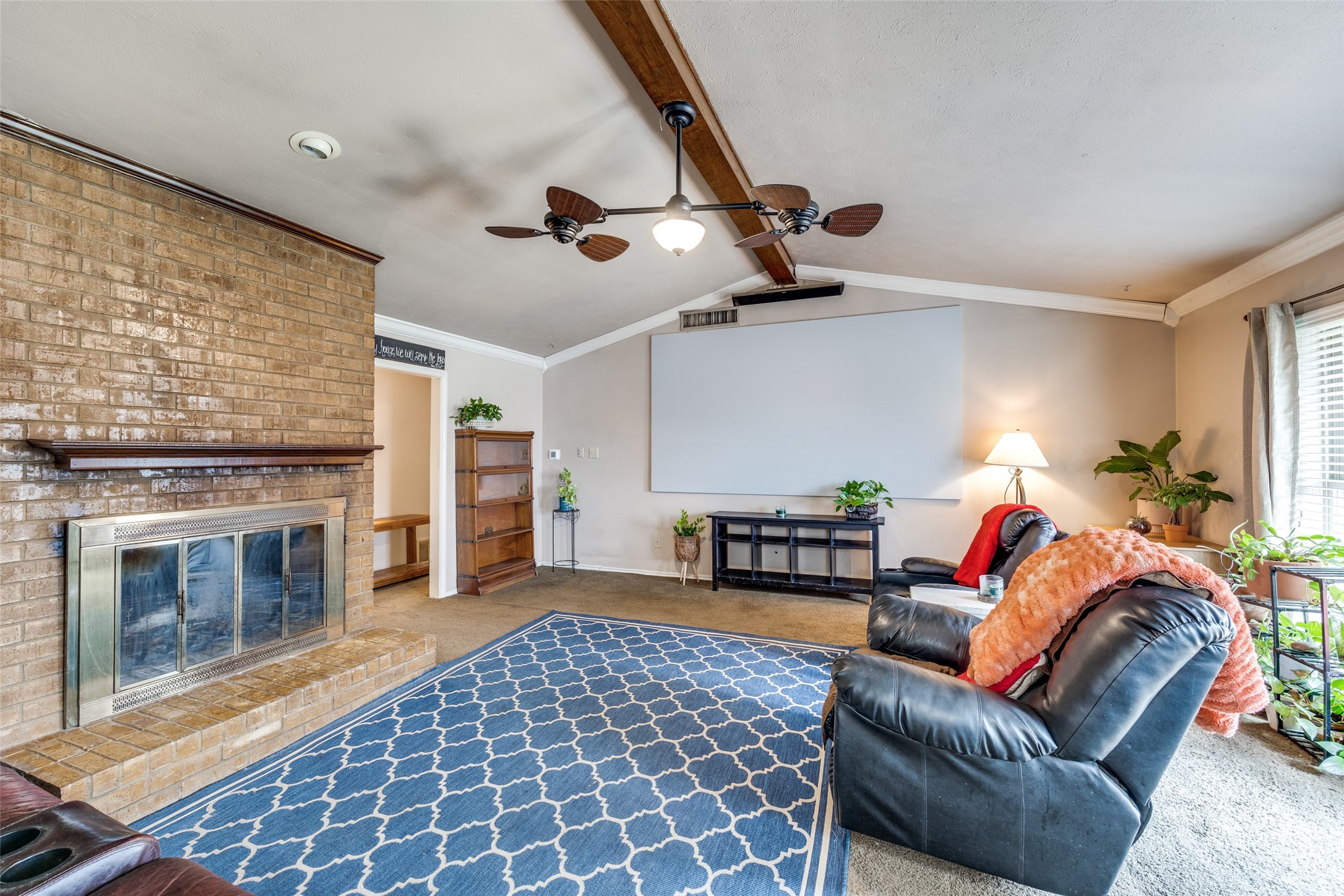 5433 Barcelona Drive Garland TX 75043