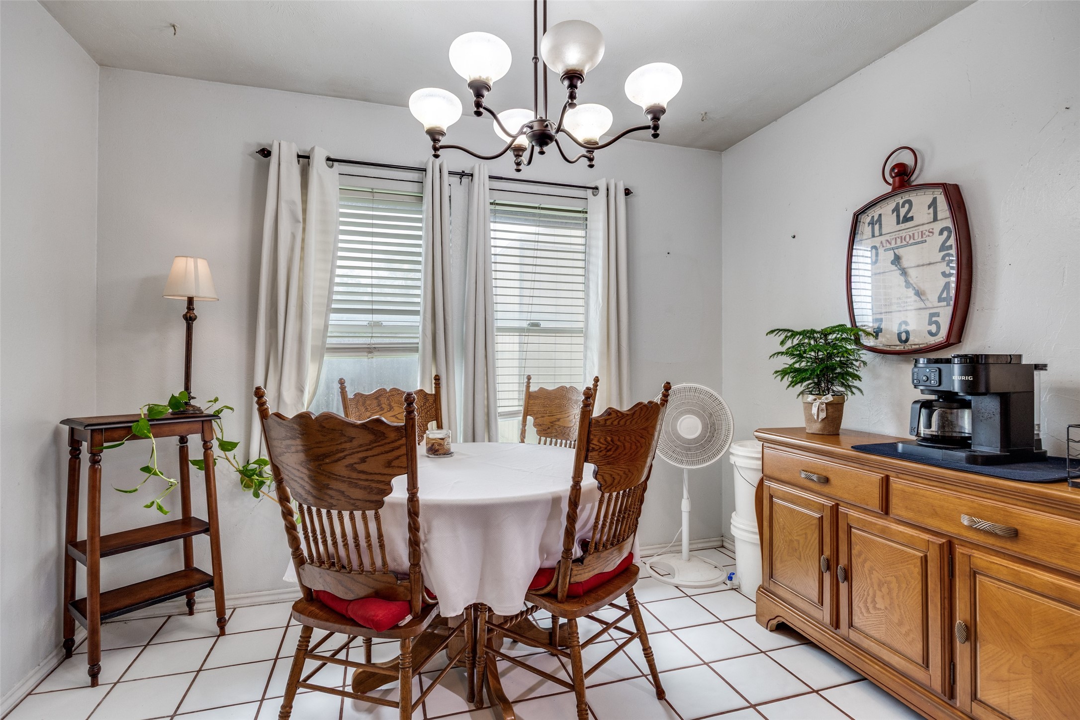 5433 Barcelona Drive Garland TX 75043