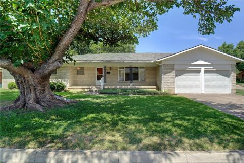 4729 Mackey Drive North Richland Hills TX 76180