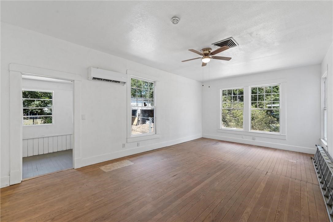433 Chambers Street Marlin TX 76661