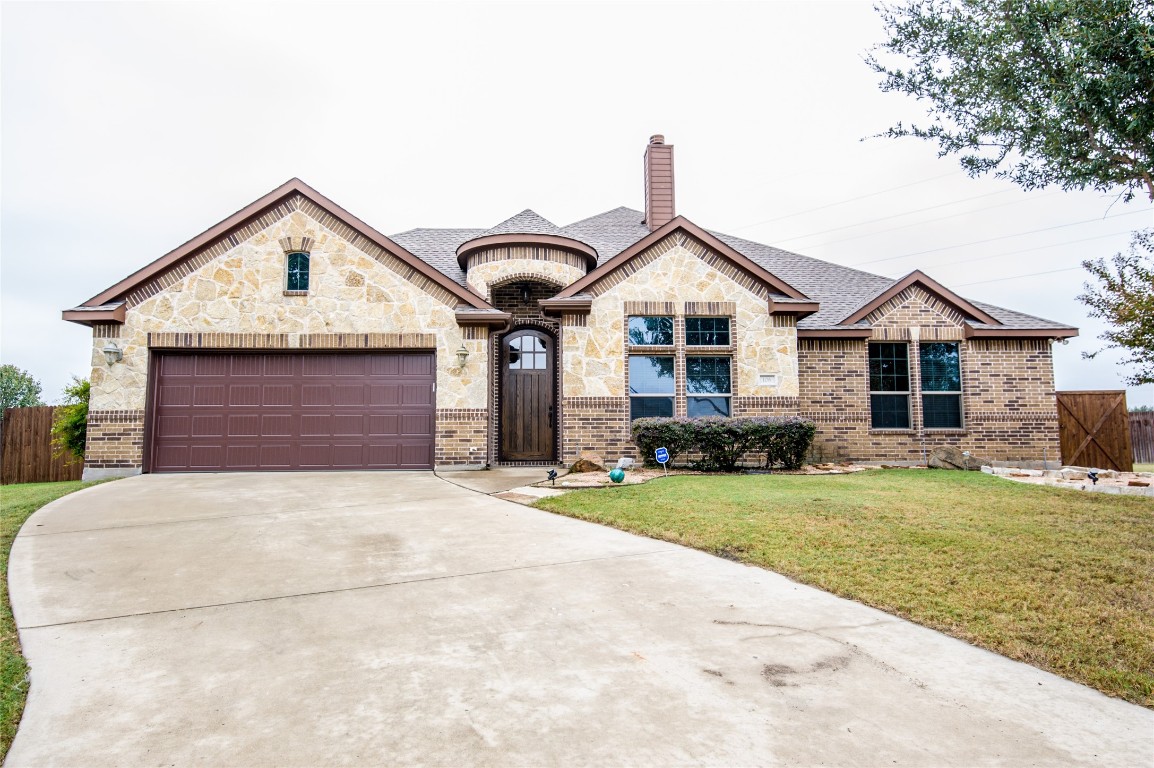 106 Sports Row Waxahachie TX 75165
