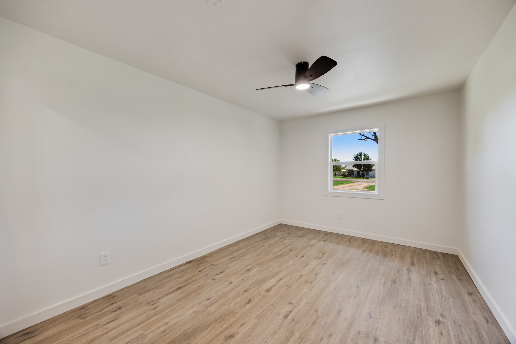 11827 Fm 1392 Terrell TX 75160