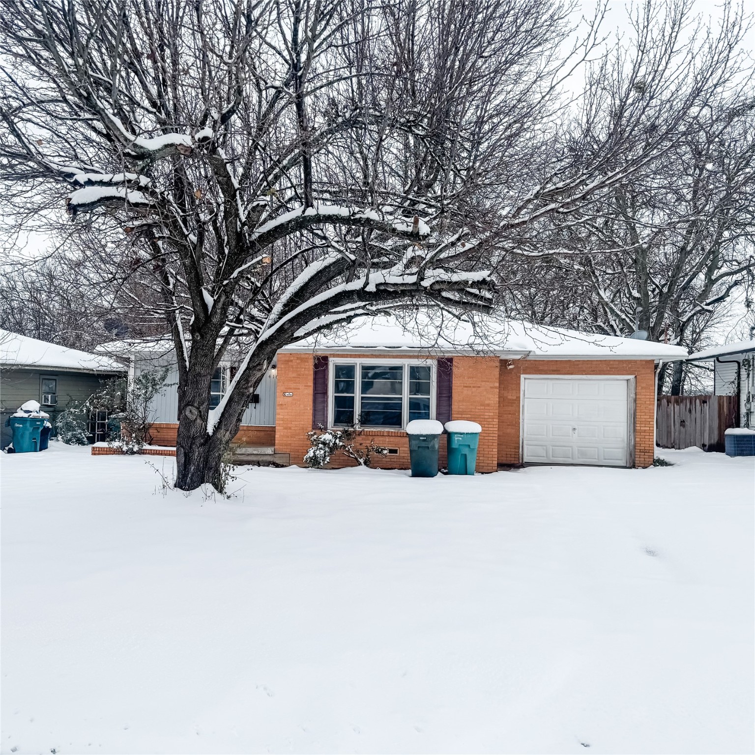 416 N Mckown Avenue Sherman TX 75092