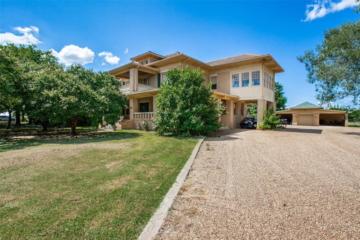 306 W Jefferson Street Palmer TX 75152