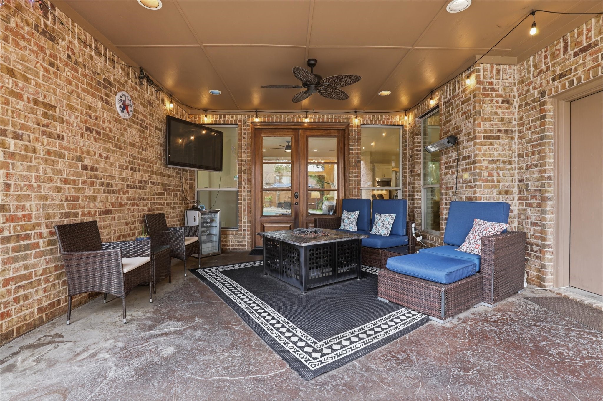 5832 Creek Crossing Lane Sachse TX 75048