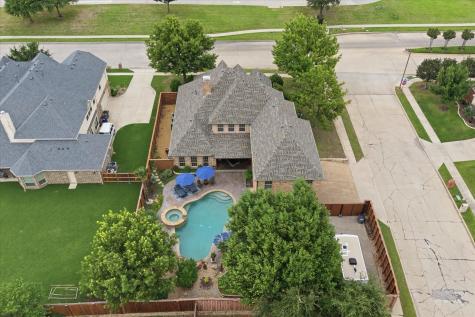 5832 Creek Crossing Lane Sachse TX 75048