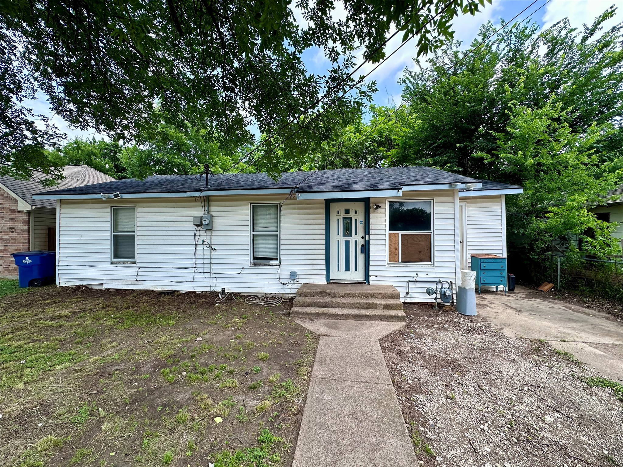 806 Metropolitan Street Ennis TX 75119