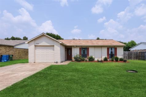 5705 Pearce Street The Colony TX 75056