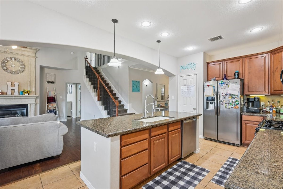 868 Valley Ridge Road Burleson TX 76028