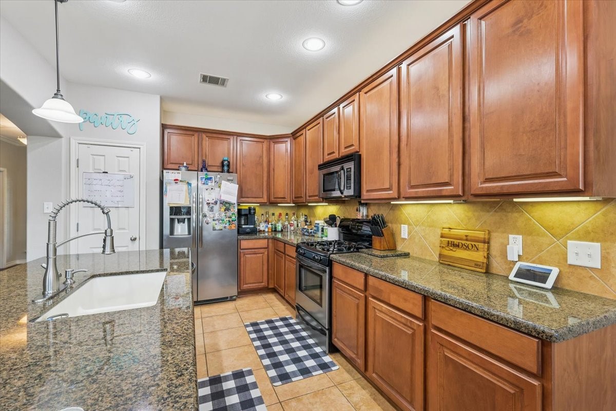 868 Valley Ridge Road Burleson TX 76028