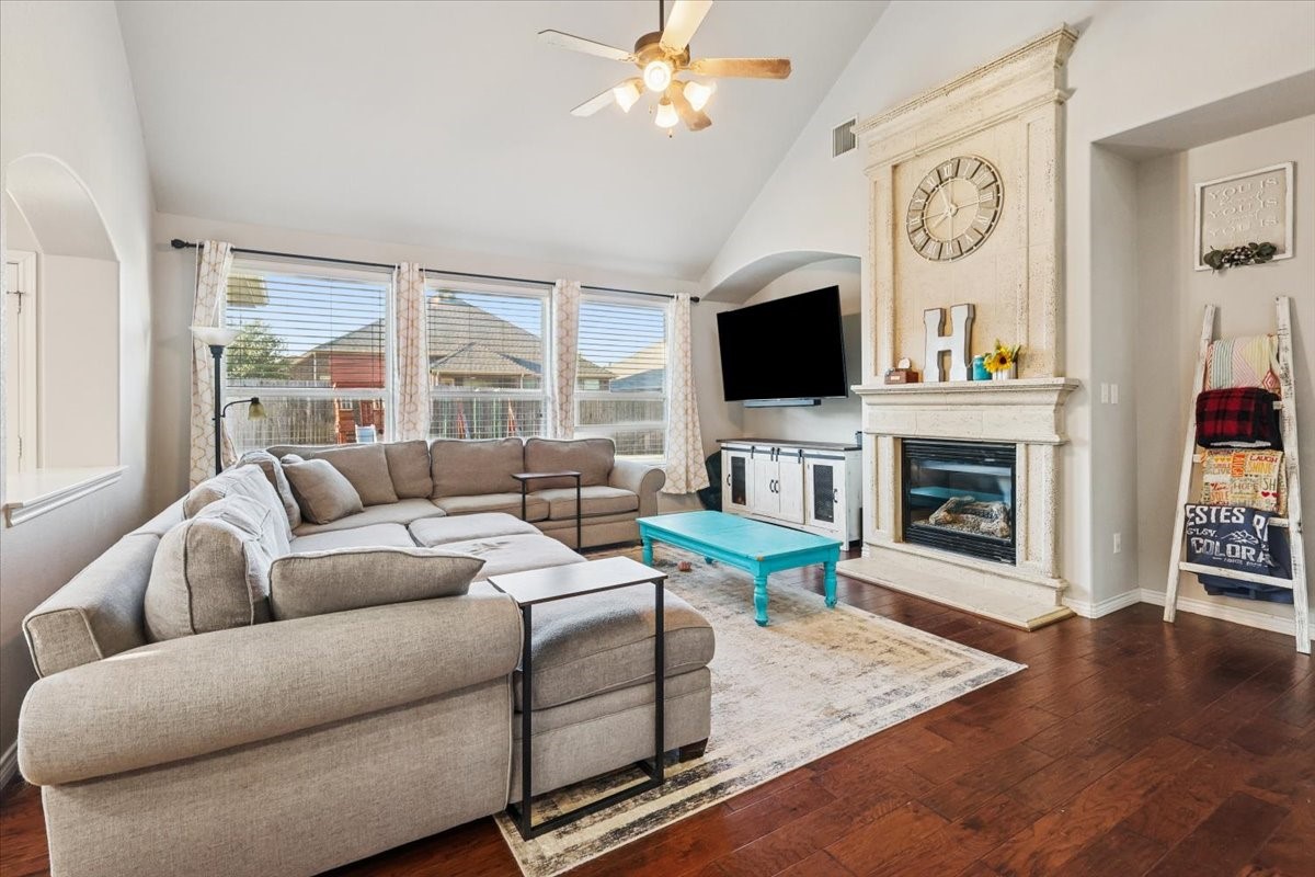 868 Valley Ridge Road Burleson TX 76028