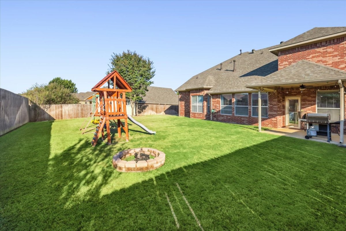 868 Valley Ridge Road Burleson TX 76028