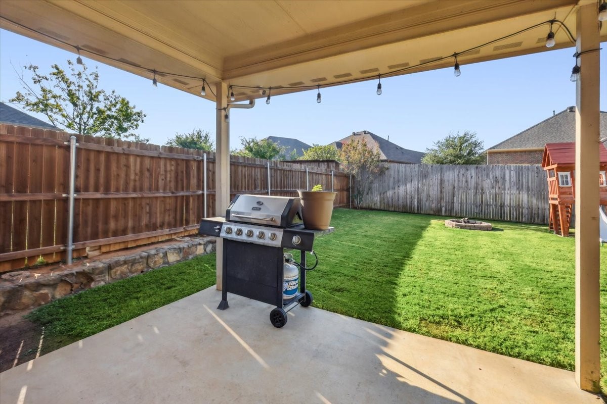 868 Valley Ridge Road Burleson TX 76028