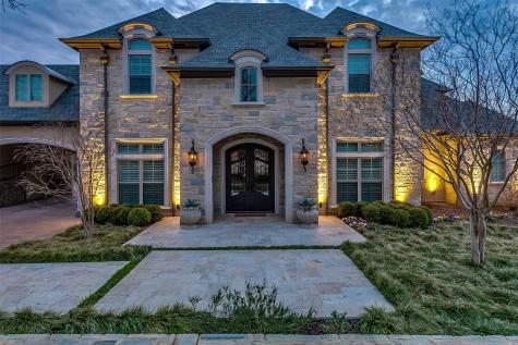 8121 Oakmont Drive Burleson TX 76028
