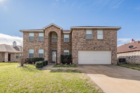 2147 W Grove Lane Grand Prairie TX 75052