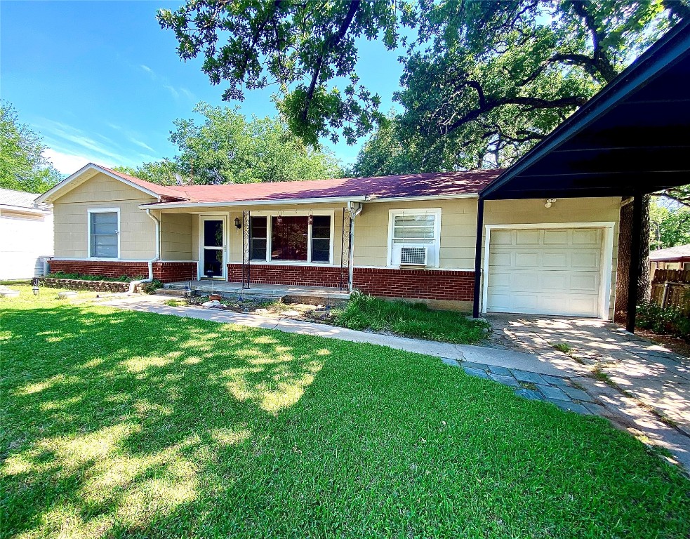 5217 Deavers Lane Fort Worth TX 76114