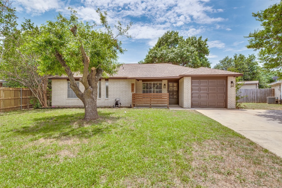212 West Court Glenn Heights TX 75154