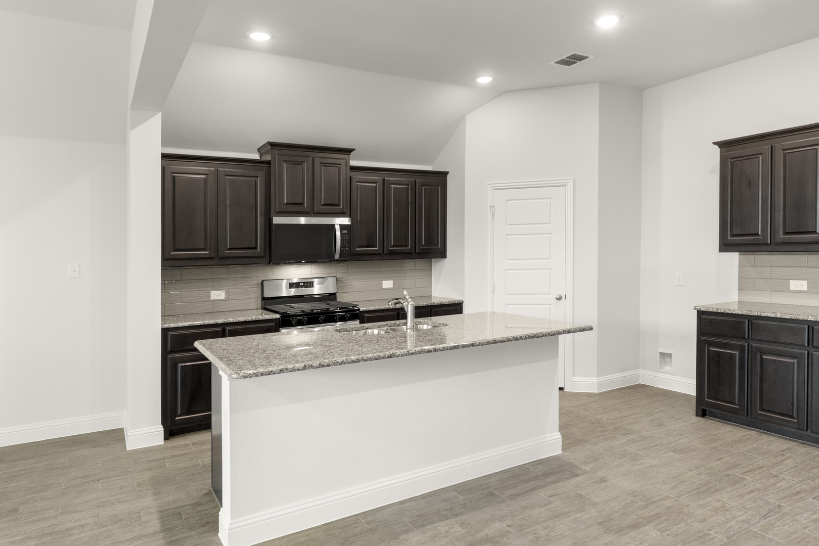 108 Whistling Duck Drive Balch Springs TX 75181
