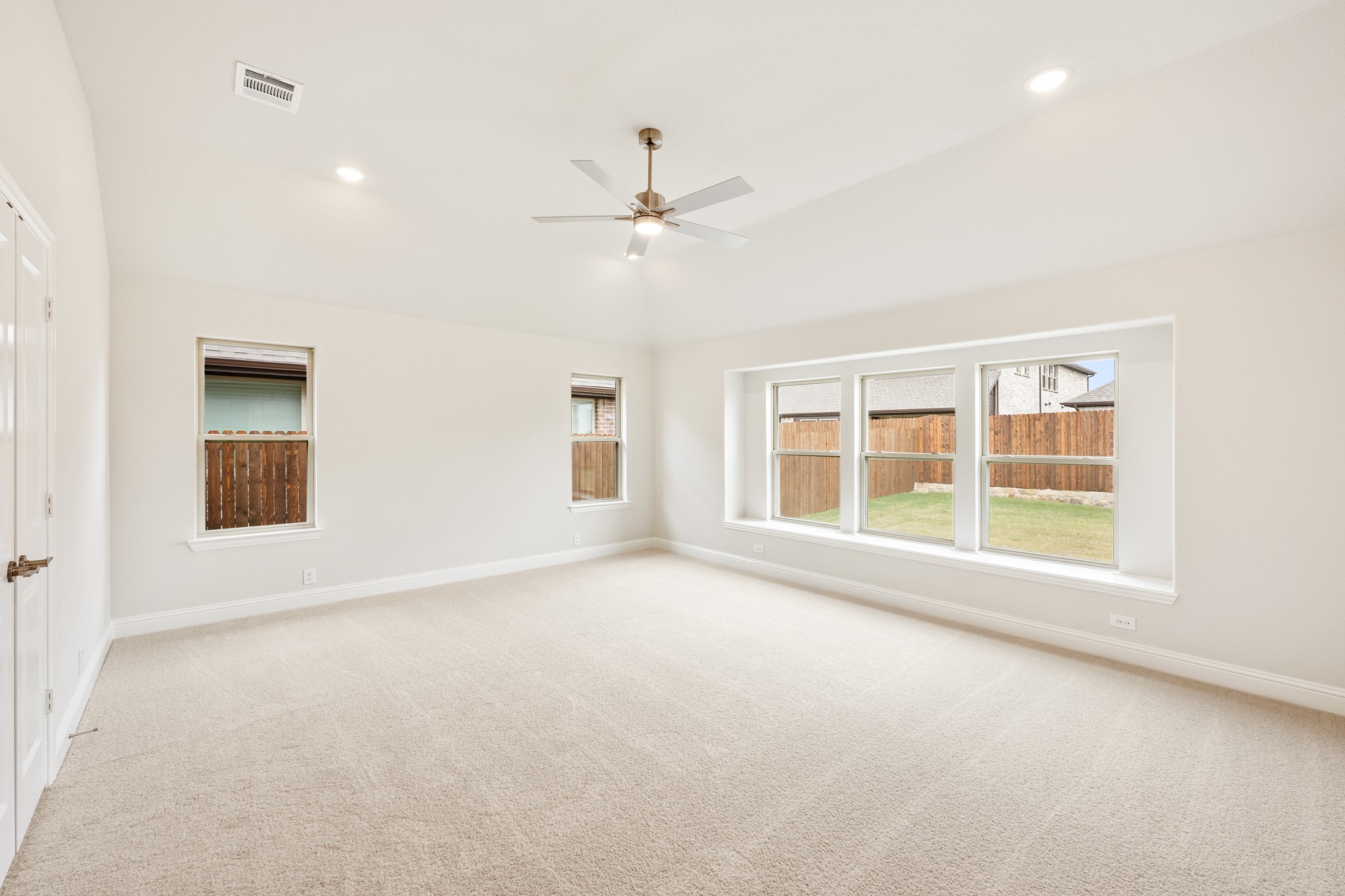 1617 Community Drive Cedar Hill TX 75116