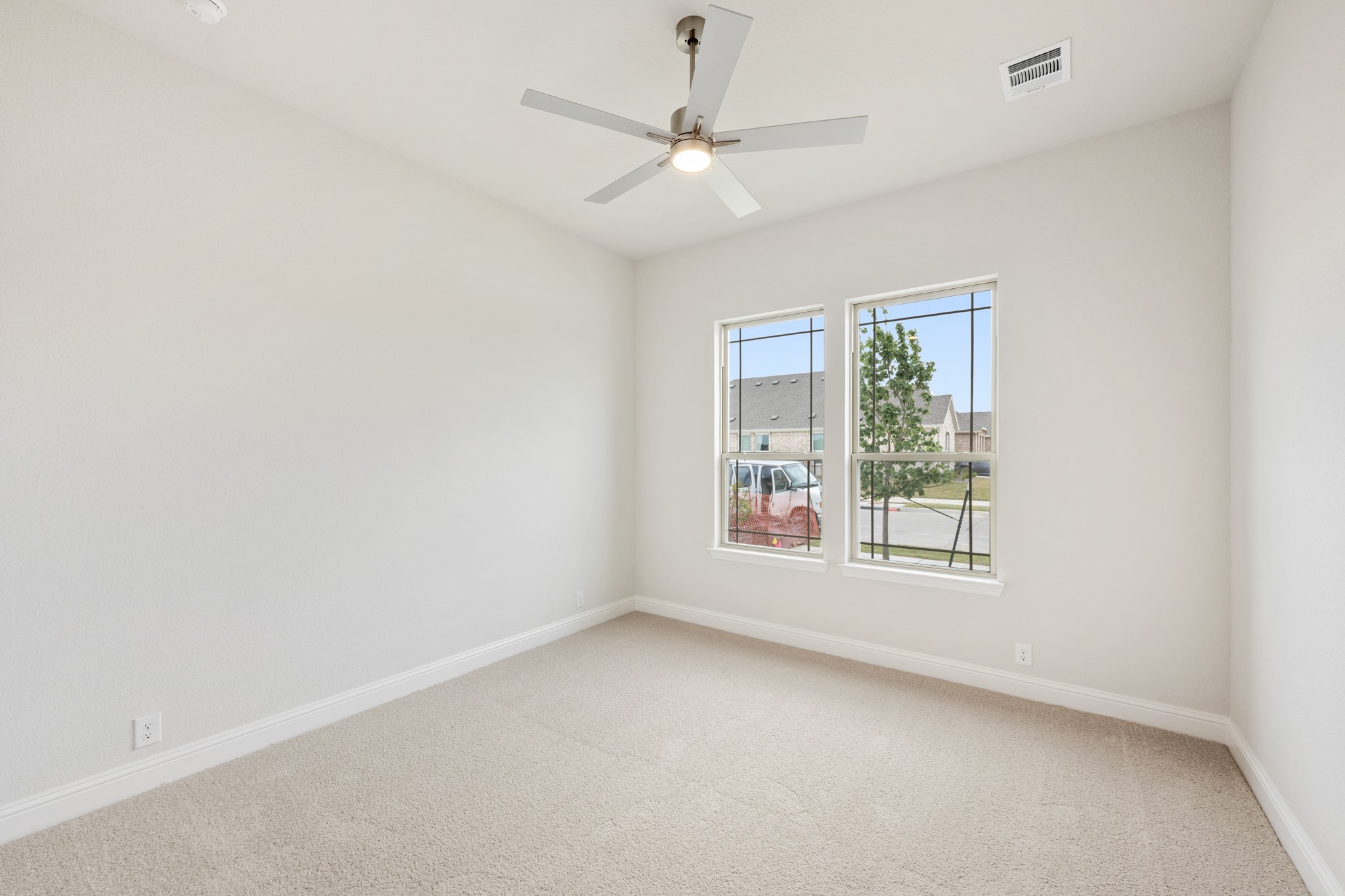 1617 Community Drive Cedar Hill TX 75116