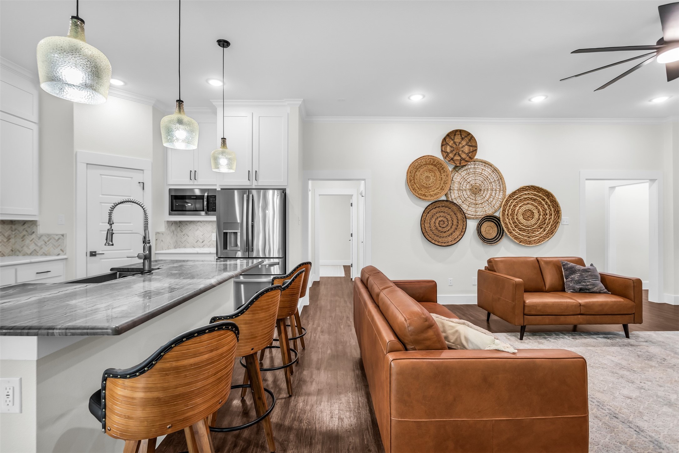 1028 W Day Street Denison TX 75020