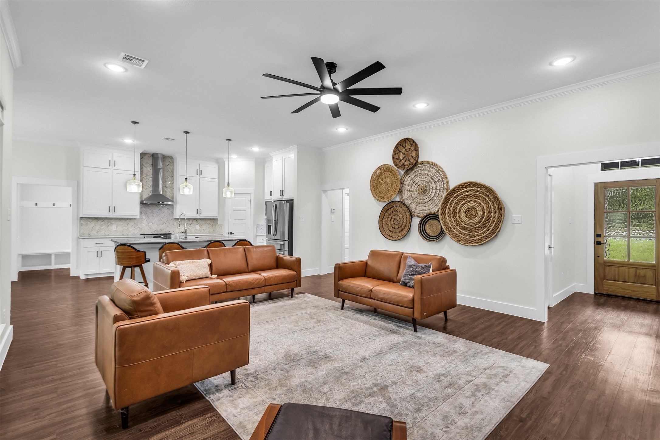 1028 W Day Street Denison TX 75020