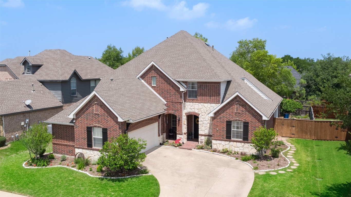 5911 Crestberry Lane Sachse TX 75048