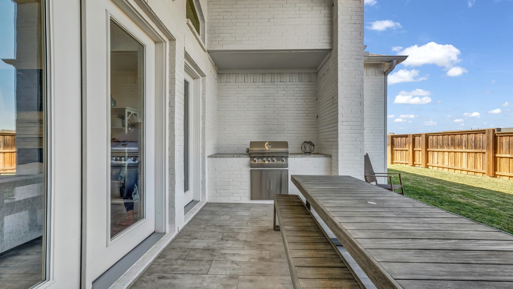 1709 Roundtree Circle E Fort Worth TX 76008