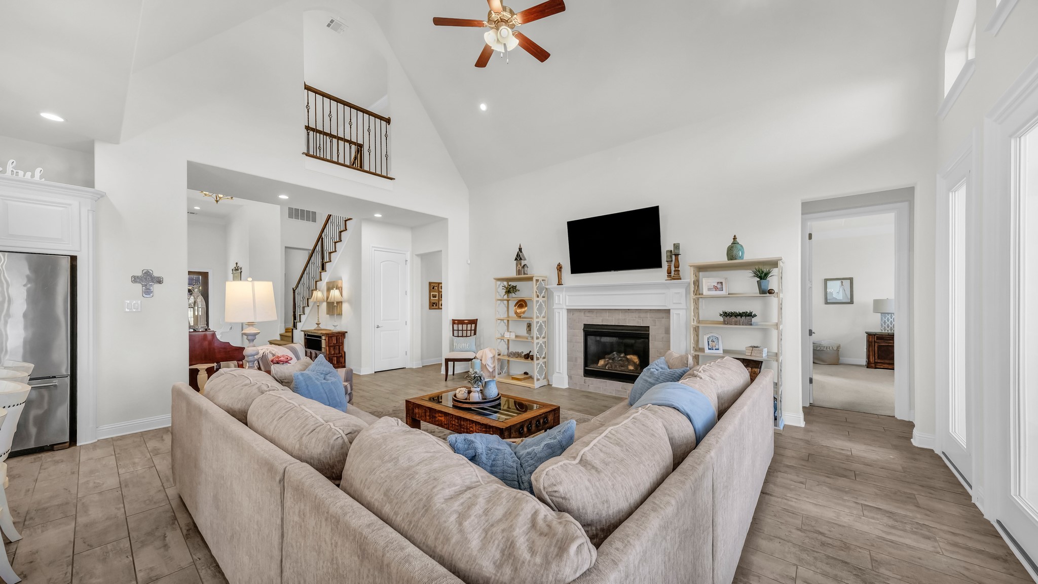 1709 Roundtree Circle E Fort Worth TX 76008