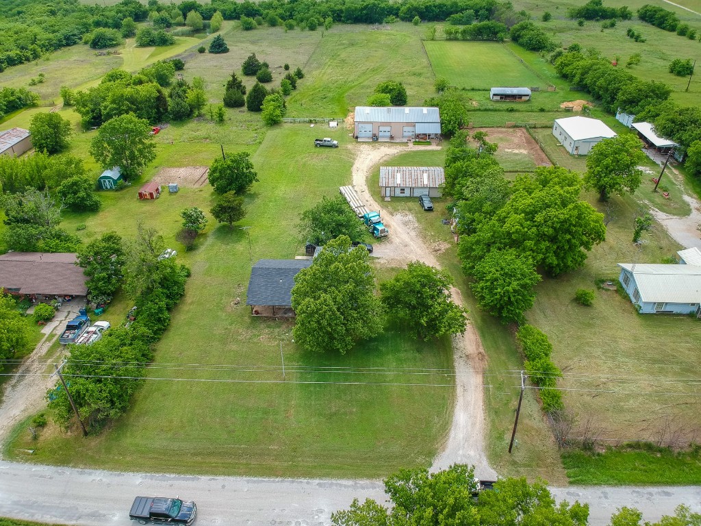 709 N Pecan Creek Trail Valley View TX 76272