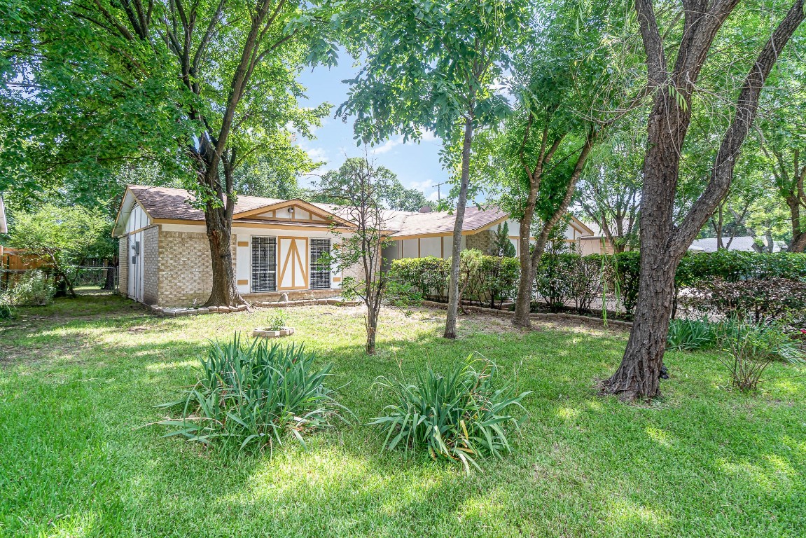 12028 Bishop Drive Balch Springs TX 75180