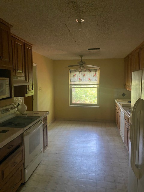 2031 Private Road 1183 Farmersville TX 75442