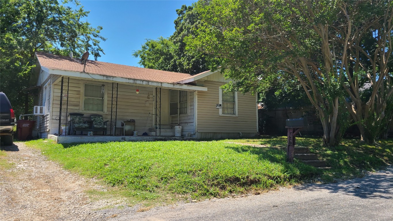 505 Cherry Street Bonham TX 75418