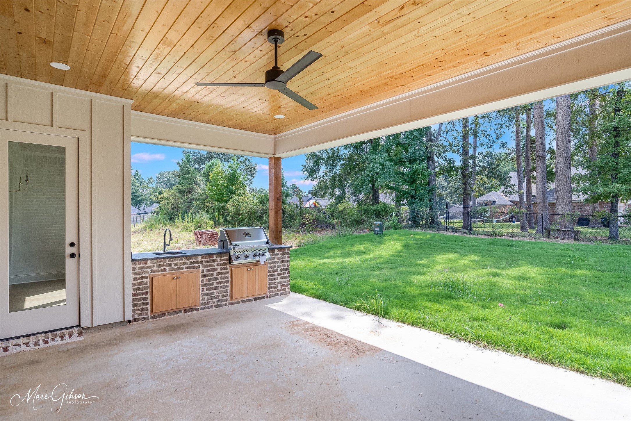 192 St. Andrews Lane Benton LA 71006